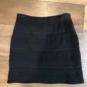 Barely worn crochet White House Black Market pencil skirt.